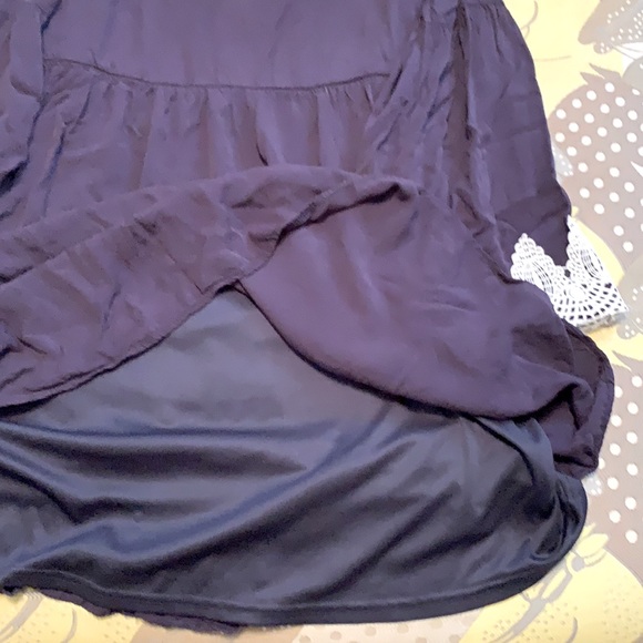 Doe and Rae ~ Small~ Tunic-Like Dress ~ Bell Sleeves w/Lace Overlay - Picture 6 of 11